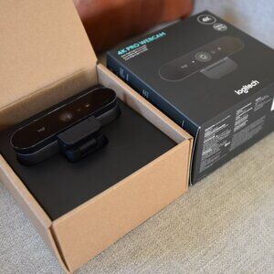 Logitech 4K PRO Used Pristine Condition, Box plus all accessories